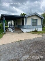 2315 Mama-Mia Dr in Mena, AR - Building Photo