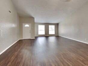 14002 Edenglen Dr in Houston, TX - Building Photo - Building Photo