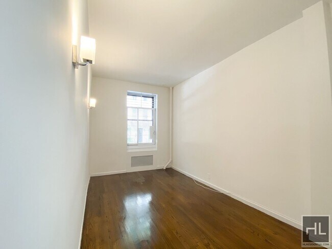 EAST 89 in New York, NY - Building Photo - Building Photo