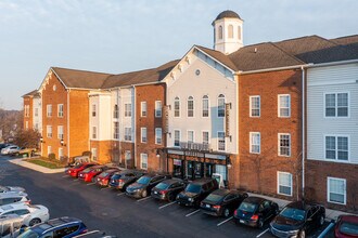 Peninsular Place in Ypsilanti, MI - Building Photo - Building Photo