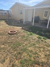 1004 W Yucca Ave in Clovis, NM - Building Photo - Building Photo