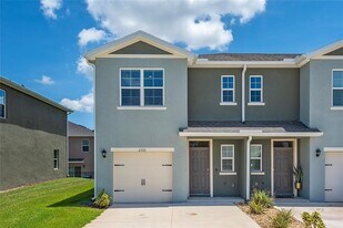 2333 Penguin Blvd in Davenport, FL - Building Photo