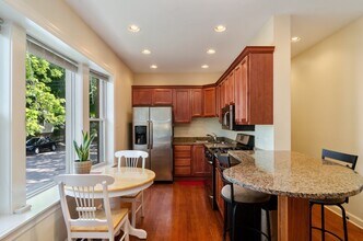 3857 N Lawndale Ave in Chicago, IL - Building Photo - Building Photo