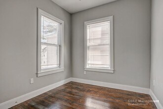 147 Boston St, Unit #3 in Boston, MA - Foto de edificio - Building Photo