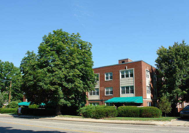 Amberson Towers Condominium in Pittsburgh, PA - Building Photo - Building Photo