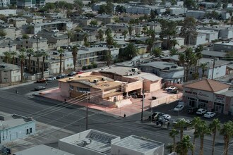 Vivian Apartments in Las Vegas, NV - Building Photo - Primary Photo