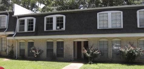 2020 Continental Avenue, Unit 105
