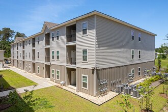 Turtle Creek Apartments in Mandeville, LA - Building Photo - Building Photo