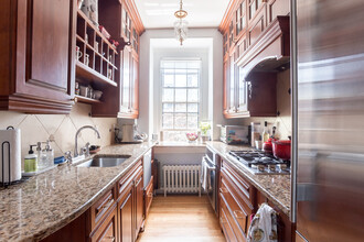 381 Marlborough St, Unit 4 in Boston, MA - Building Photo - Building Photo