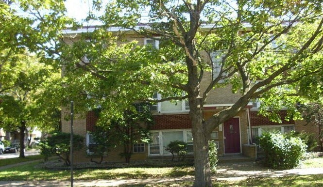 10901 S King Dr in Chicago, IL - Building Photo