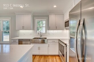913c Iredell St in Durham, NC - Building Photo - Building Photo