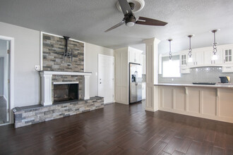 7575 Chelsea Pl in Beaumont, TX - Building Photo - Building Photo
