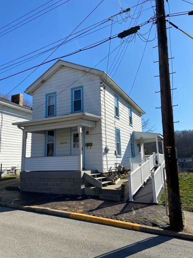 1649 Penn Ave Rentals in New Brighton, PA