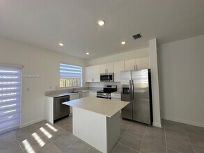 26848 SW 121st Ave in Homestead, FL - Building Photo - Building Photo