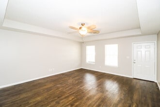 238 Timberlake Dr in Benton, AR - Foto de edificio - Building Photo