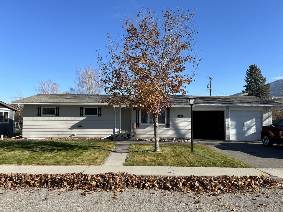 4120 Larkspur Dr in Missoula, MT - Building Photo