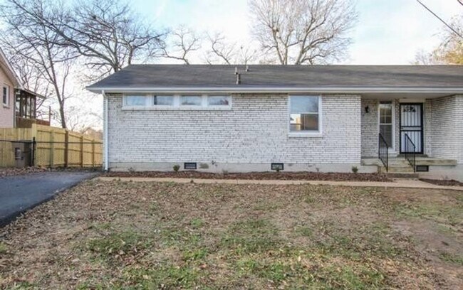 439 Capri Dr in Nashville, TN - Building Photo - Building Photo
