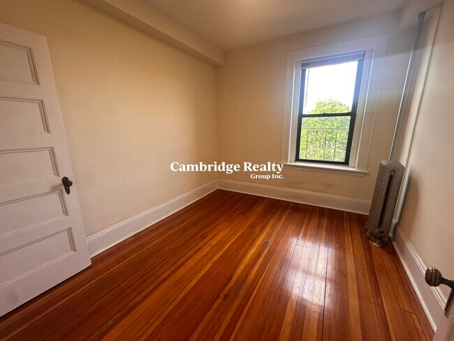 12 Lee St, Unit 24