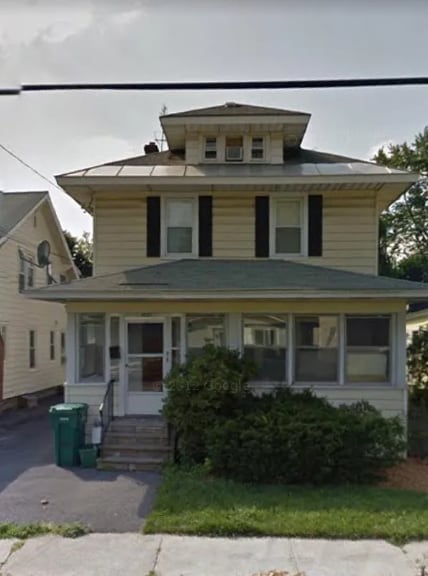 1057 Palmer Ave, Unit Second Floor