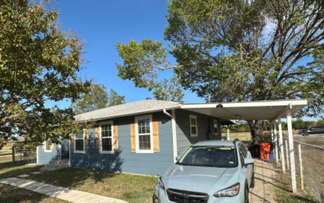 property at 1565 FM 35