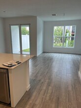 4328 Hammock Grv Dr in Greenacres, FL - Building Photo - Building Photo