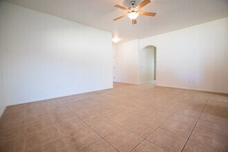 2200 Valley Sage St in Sierra Vista, AZ - Building Photo - Building Photo