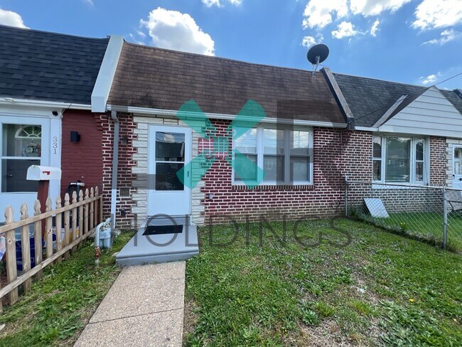329 Cranston Ave in Linwood, PA - Building Photo - Building Photo