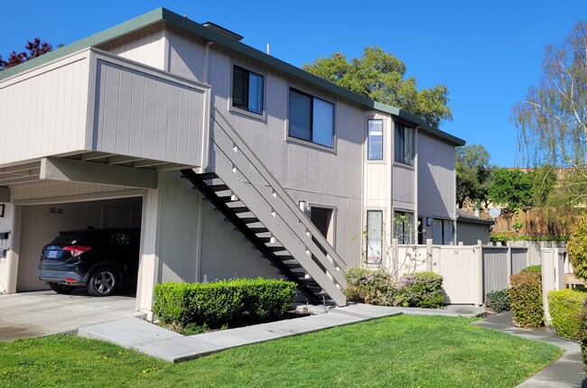 92 Dockside Cir, Unit 92 dockside cir in San Rafael, CA - Building Photo - Building Photo