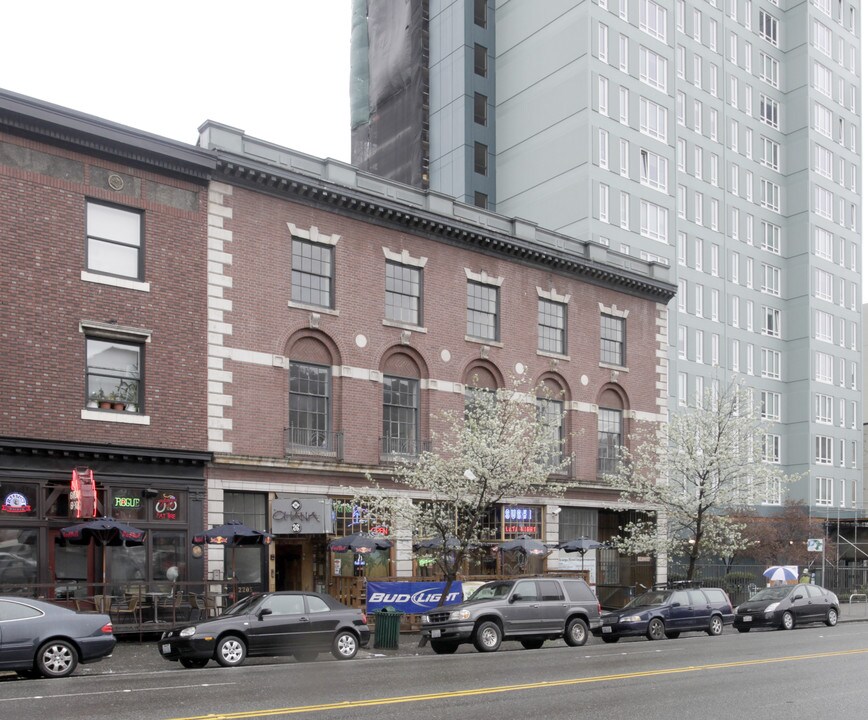 The Scargo Apartments in Seattle, WA - Building Photo