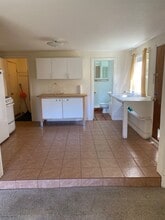 257 Cambridge Ave, Unit Cambridge In Law in Kensington, CA - Building Photo - Building Photo