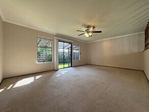 1452 Kentfield Ave in Redwood City, CA - Building Photo - Building Photo