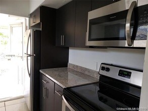 1900 NW 12th Ave-Unit -0 in Fort Lauderdale, FL - Building Photo - Building Photo