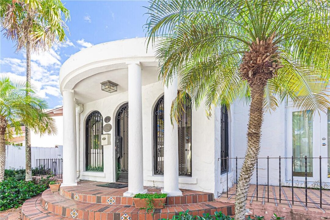 1220 SE 2nd St in Fort Lauderdale, FL - Building Photo