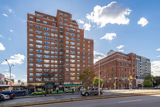 Lane Tower Condominium in Forest Hills, NY - Building Photo - Building Photo