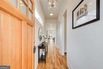 1240 Oakland Terrace SW in Atlanta, GA - Building Photo - Building Photo