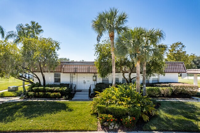 Windtree Gardens in Winter Garden, FL - Building Photo - Building Photo