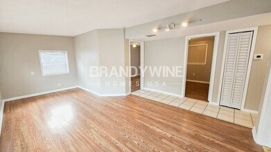 2465 Highland Acres Dr in Clearwater, FL - Building Photo - Building Photo