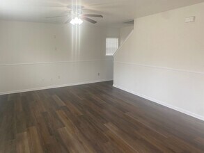 2703 Golden Rose Lane in Charlotte, NC - Building Photo - Building Photo