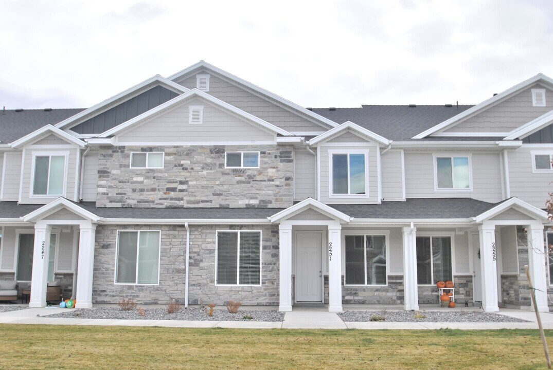 2251 S 1120 W in Logan, UT - Building Photo