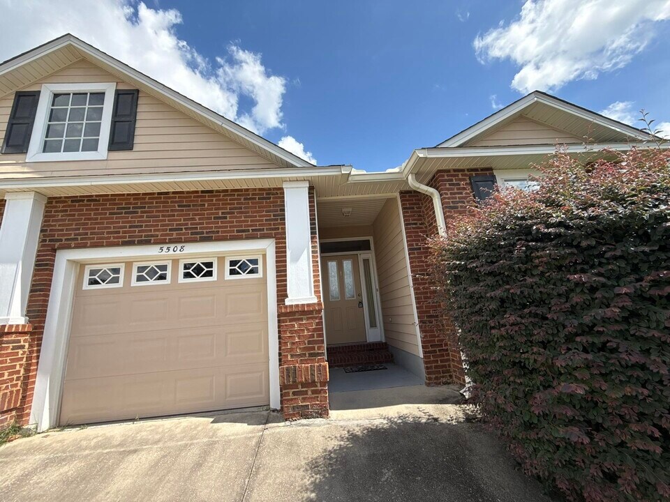 5508 Hampton Woods Way in Tallahassee, FL - Building Photo