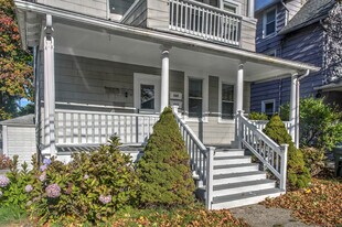 541 Midland St in Bridgeport, CT - Building Photo