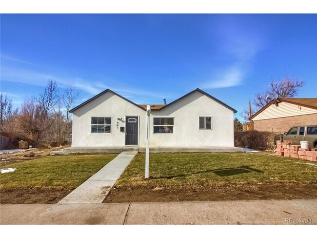 property at 401 S Wolff St