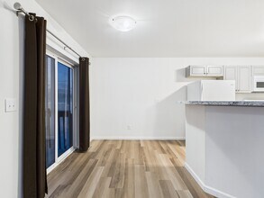 1773 Dallas Dr in North Pole, AK - Building Photo - Building Photo