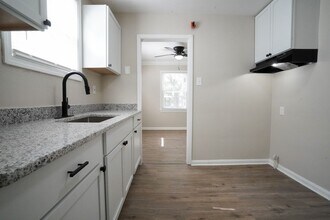 This beautifully updated 3-bedroom, 1-bath in Detroit, MI - Building Photo - Building Photo