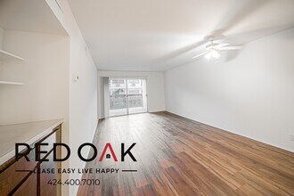 215 S Madison Ave in Pasadena, CA - Building Photo - Building Photo