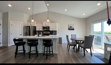 3012 Crest View Cir in Norwalk, IA - Building Photo - Building Photo