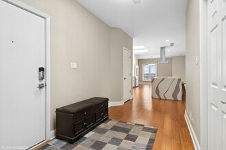 1 Renaissance Pl in Palatine, IL - Building Photo - Building Photo