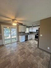1806 S 66th Ave in Yakima, WA - Building Photo - Building Photo