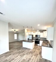 4099 74th Rd N in Riviera Beach, FL - Building Photo