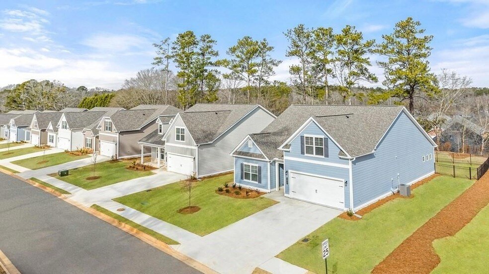 488 Amherst Way, Unit 15518-C in Jefferson, GA - Building Photo
